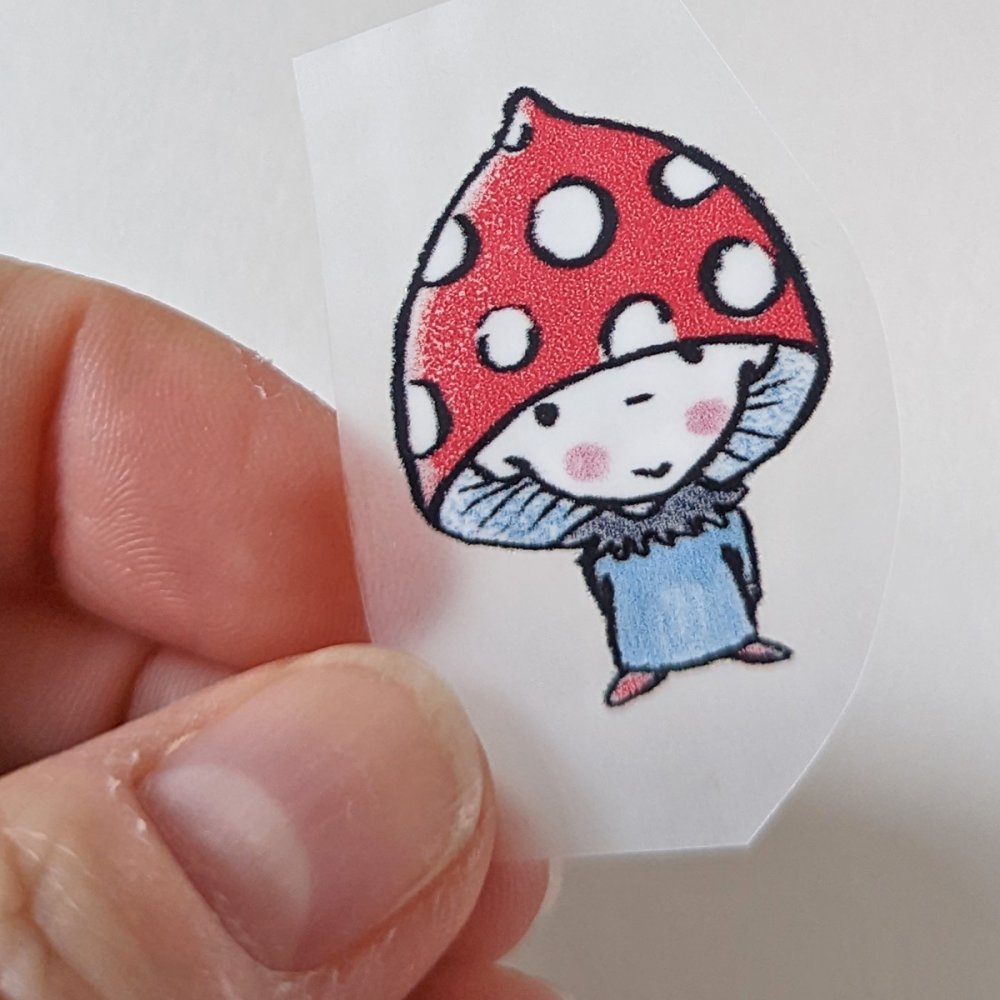 Bügelbild Nr.74 Pilzkind - zum Schließen ins Bild klicken