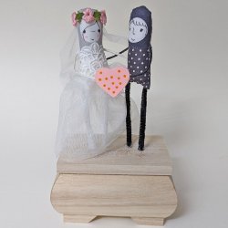 Brautpaar auf Holzkästchen Nr. 3