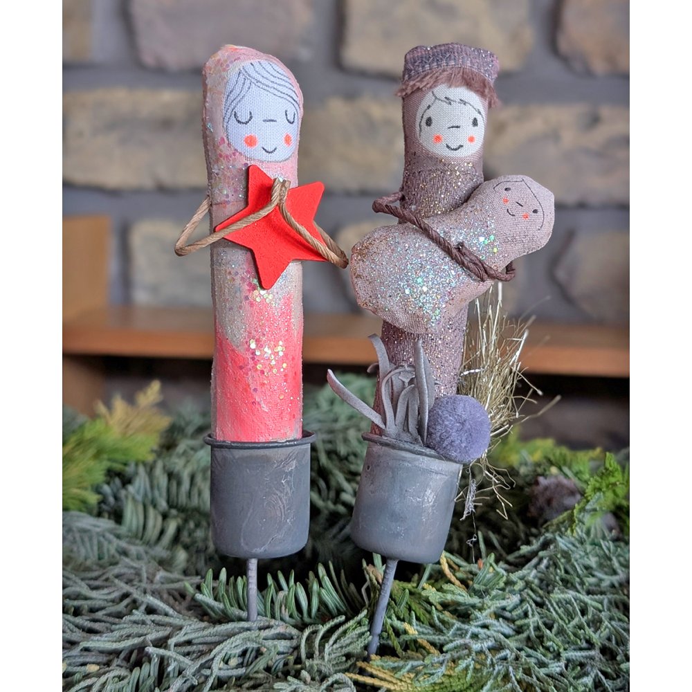 Krippe auf Blechpieksern Nr. 12 - zum Schließen ins Bild klicken