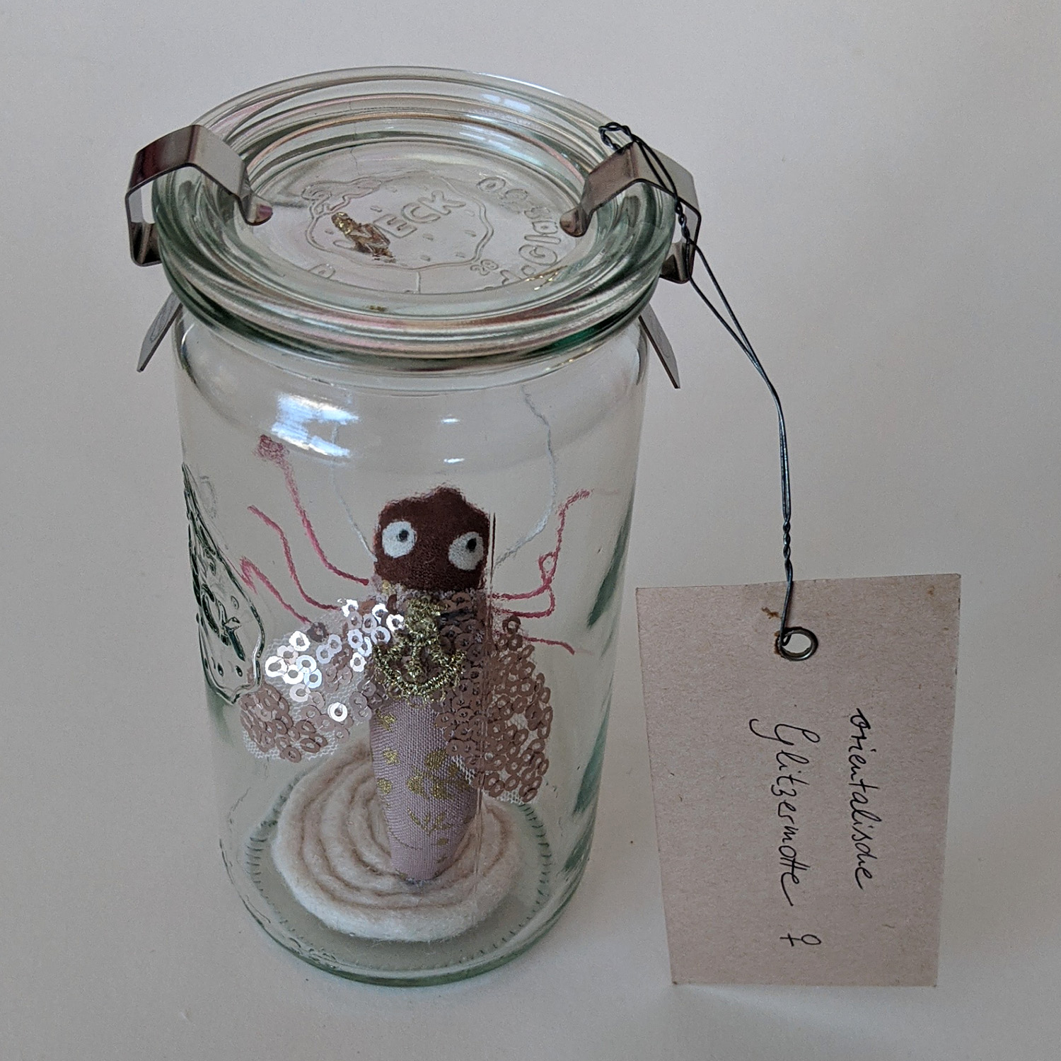 Fliegenviech im Glas Nr. 13