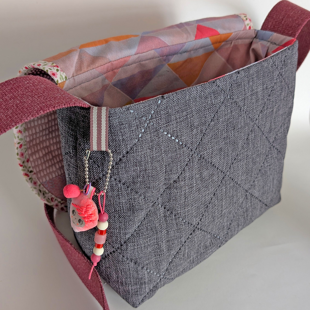 Unikat Tasche mit Klappe Nr. 49