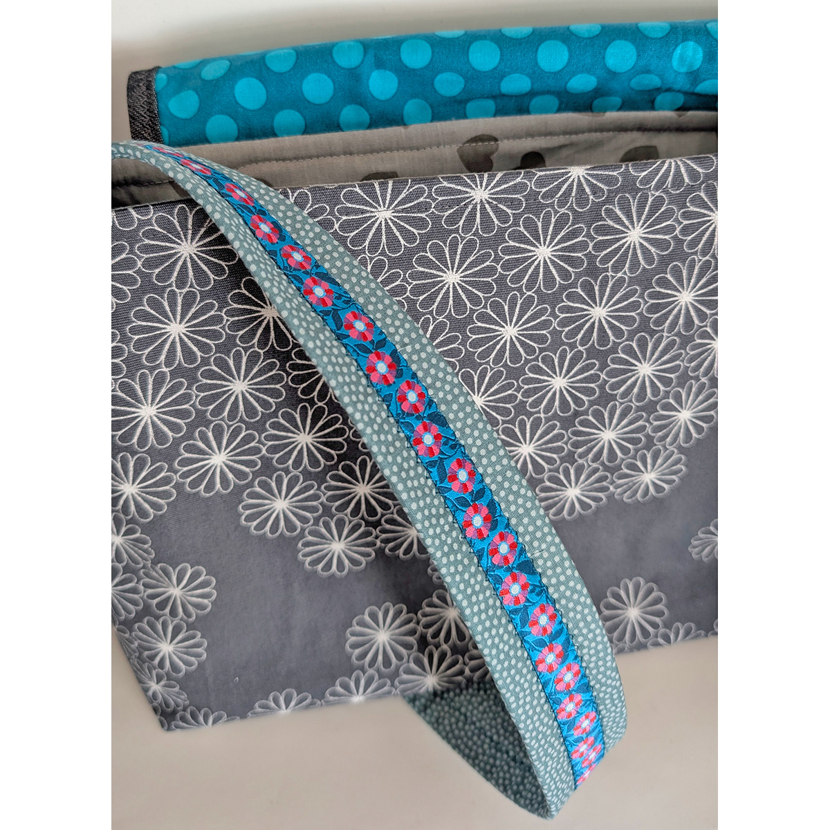 Unikat Tasche mit Klappe Nr. 50