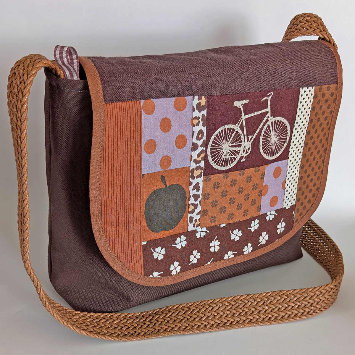 Unikat Tasche mit Klappe Nr. 51