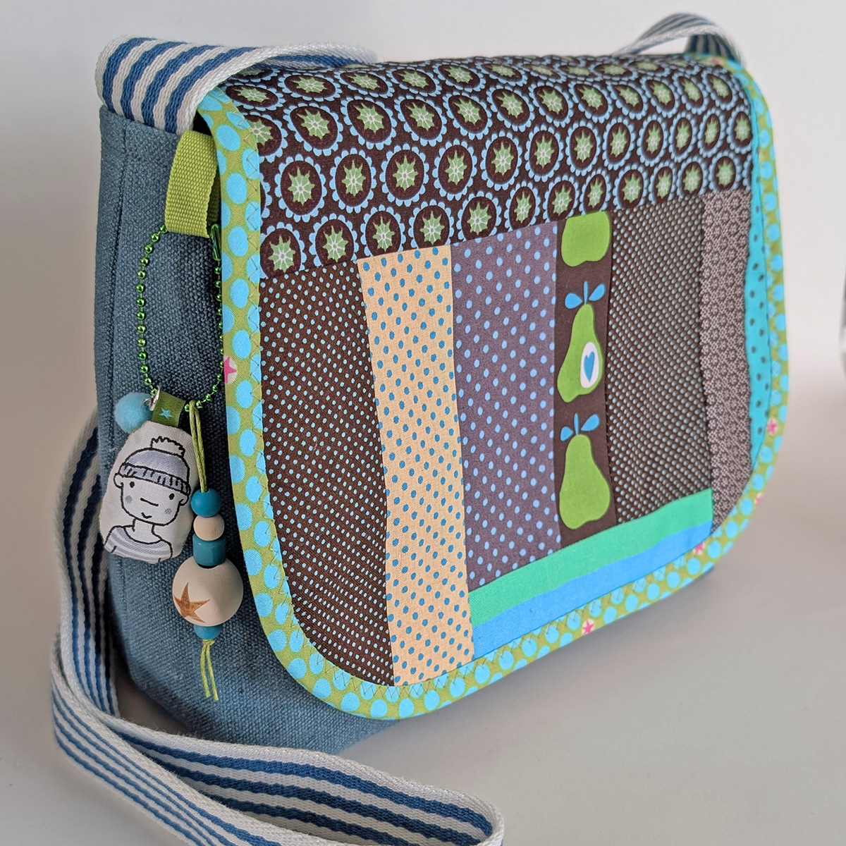 Unikat Tasche mit Klappe Nr. 48